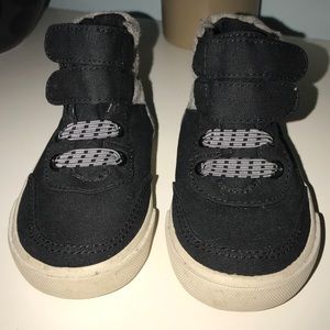 Old Navy black and grey hightop toddler boy shoes